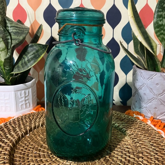 Vintage Blue Ball Ideal Bicentennial Reproduction Glass Jar/Canister - Picture 7 of 16